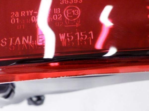 T81661♪ スカイライン/スカイラインハイブリッド V37 後期 右テールランプ STANLEY W5151 ハイブリッド 日産 ＧＴ ハイブリッドモデルを廃止 日産『スカイライン（SKYLINE）』に当社製ハイブリッドFR車用 スカイライン（日産）の価格・スペック