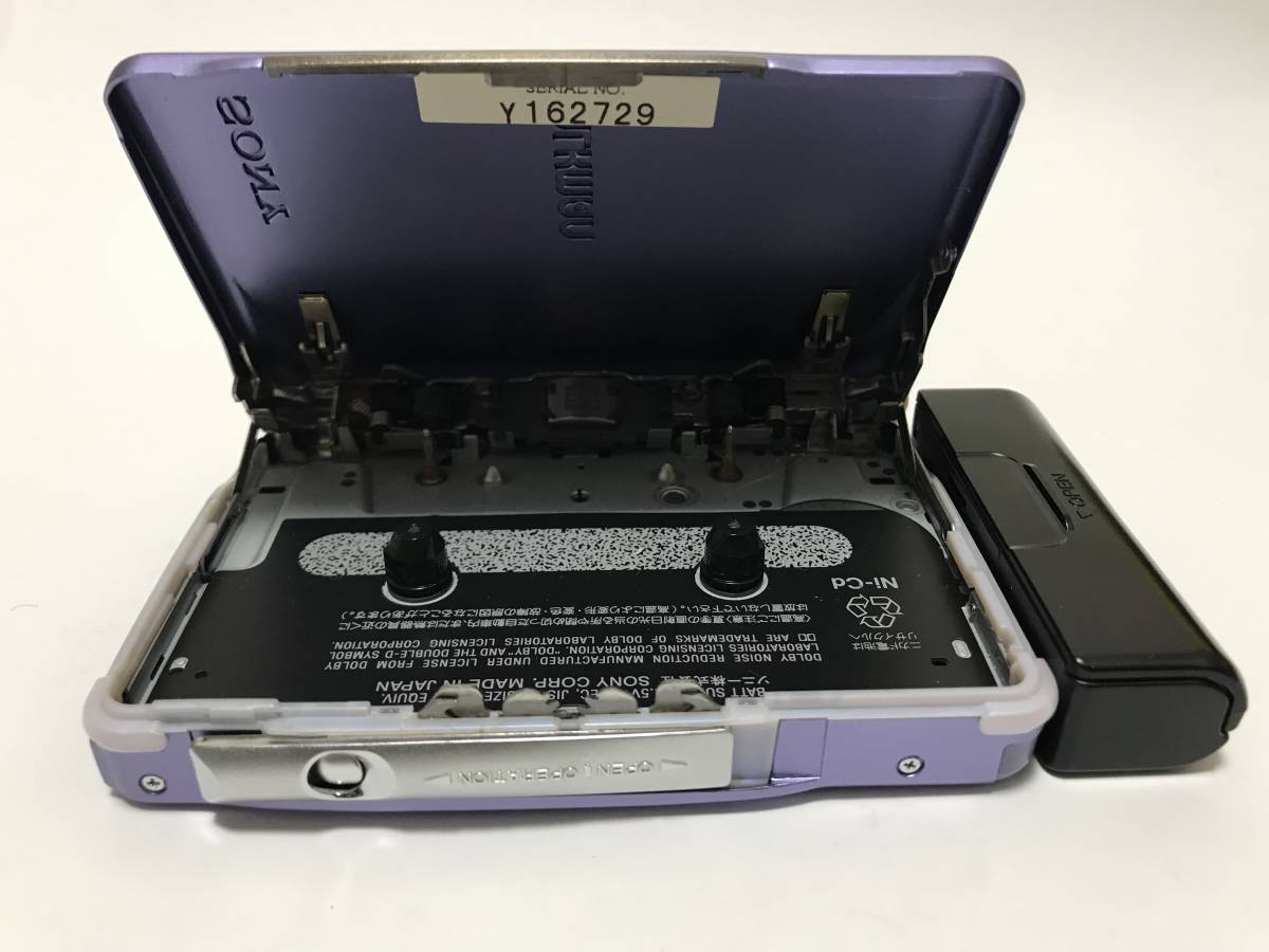 ジャンク品 ソニー カセットプレイヤー ウォークマン WM-EX900 ジャンク品 ソニー カセットプレイヤー ウォークマン WM-EX900