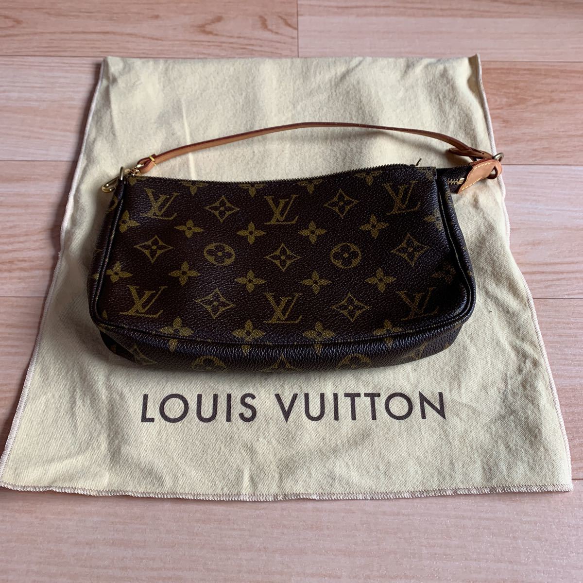 ルイビトン　アクセサリーポーチ ルイヴィトン アクセサリーポーチ モノグラム VUITTON)ルイ・ヴィトン M51980 M60245