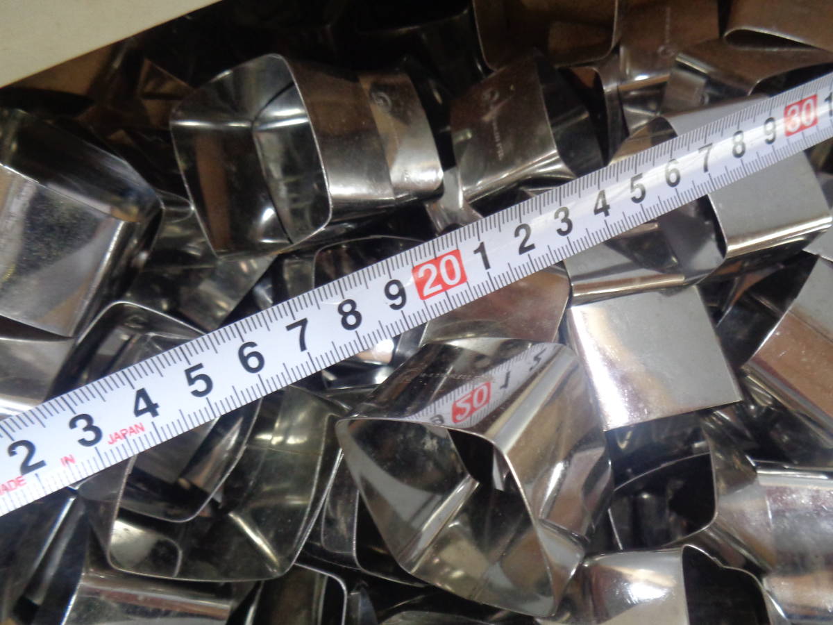 Kk 閉店した和菓子店より 製菓 和菓子 菓子型 抜き型 金属製 大量まとめて 菓子道具 製菓道具 型 売買されたオークション情報 Yahooの商品情報をアーカイブ公開 オークファン Aucfan Com