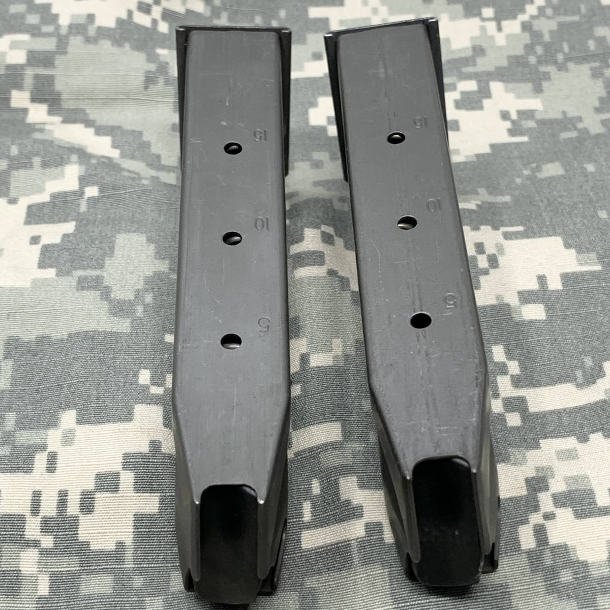 実物】米軍 放出品 ベレッタ用 マガジン M9 M92 シリーズ 9mm 15連 2本