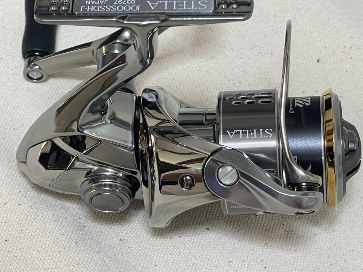 1000SSSDH 18ステラ 0 ステラ 公式通販 シマノ シマノ(SHIMANO) OＨ済希少ヴィンテージ 美品18ステラ スピニングリール SHIMANO | 超美品 1000SSSDH-J｜Yahoo!フリマ（旧PayPayフリマ） ダブルハンドル STELLA