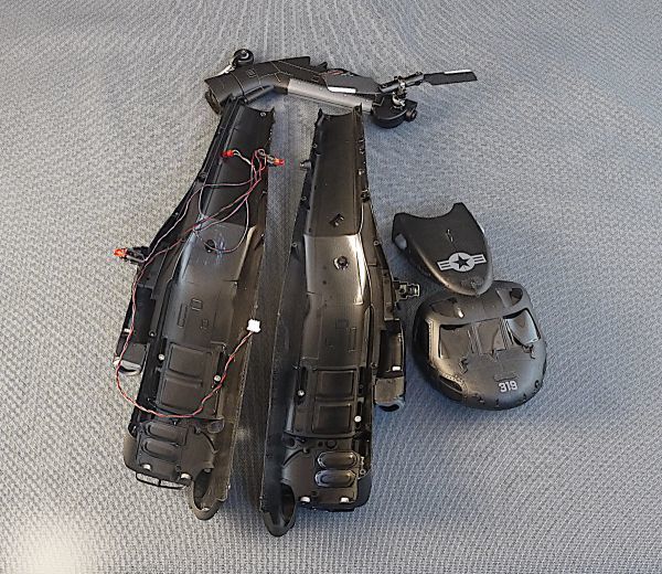 ○ NINEEAGLE SOLO PRO 319 B.HAWK60ブラックホーク ボディパーツのみ