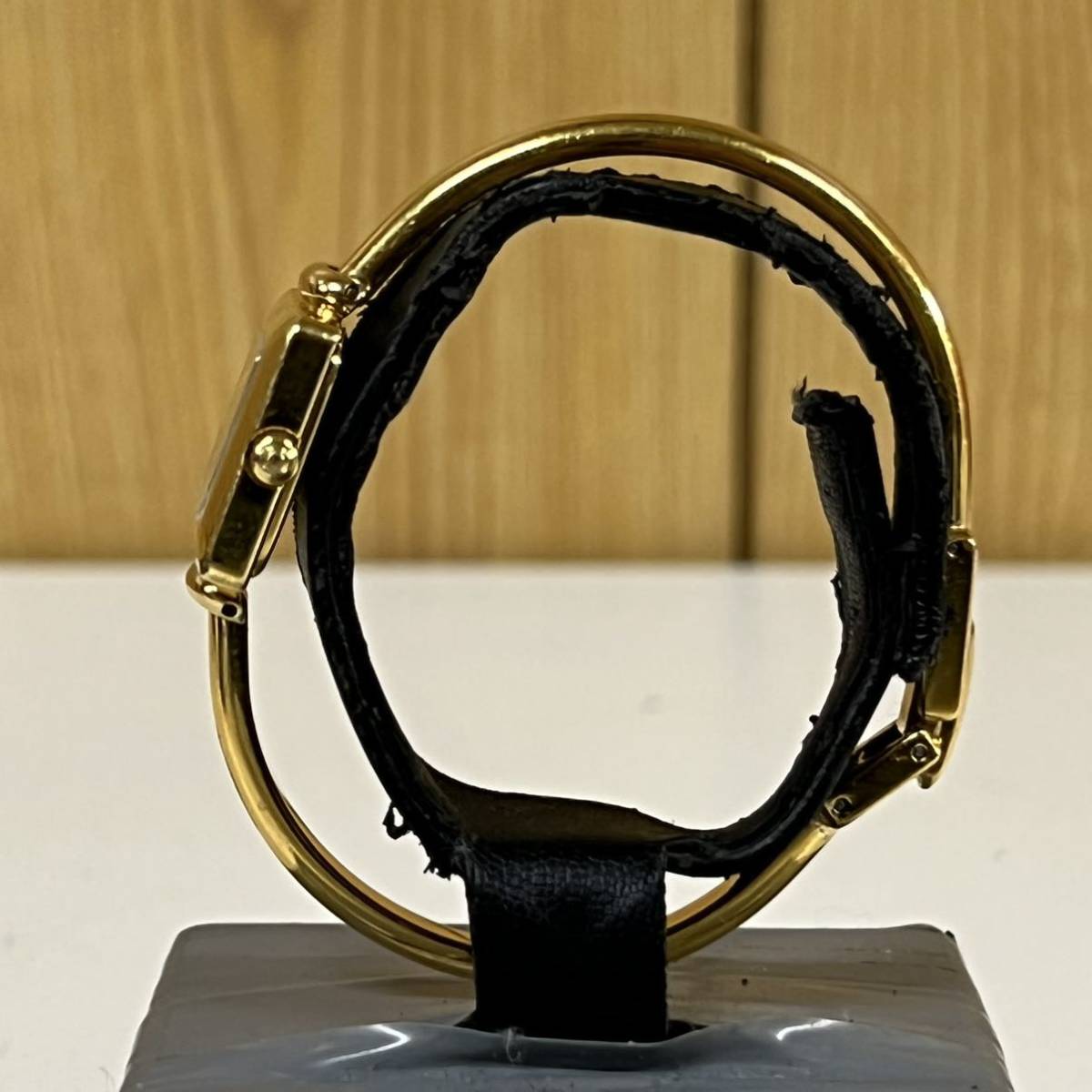 1円~【電池交換済み】GUCCI グッチ 1900L バングルウォッチ クオーツ