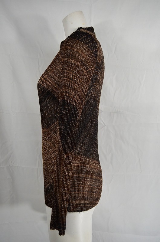 Aibachez アルバッシュ プリーツ素材幾何学模様長袖カットソー 日本製 ブラウン系 9 カットソー 売買されたオークション情報 Yahooの商品情報をアーカイブ公開 オークファン Aucfan Com