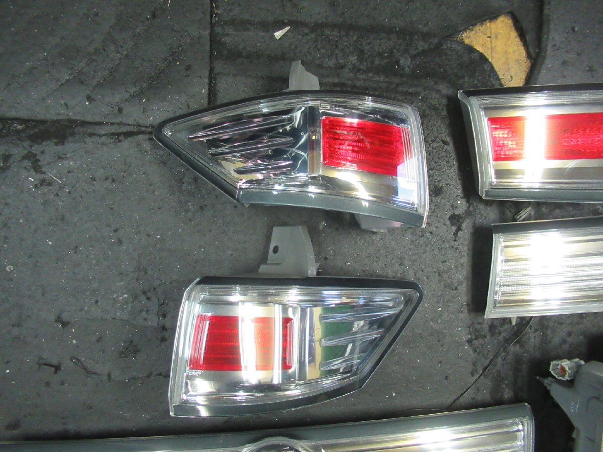 エルグランド テールランプフィニッシャーガーニッシュP8959 P8504 A02022-P) エルグランド (TE52) テールランプ セット フィニッシャー
