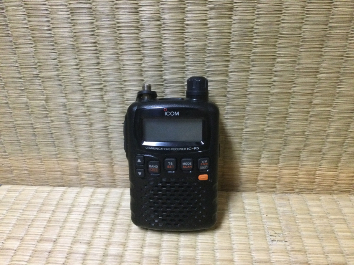 受信機 ICOM IC-R5 ☆ ICOM IC-R5 トランシーバー 受信機 アイコム ハンディレシーバー