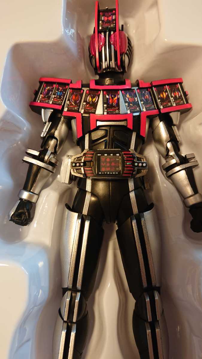 S.H.Figuarts（真骨彫製法） 仮面ライダーディケイド コンプリート