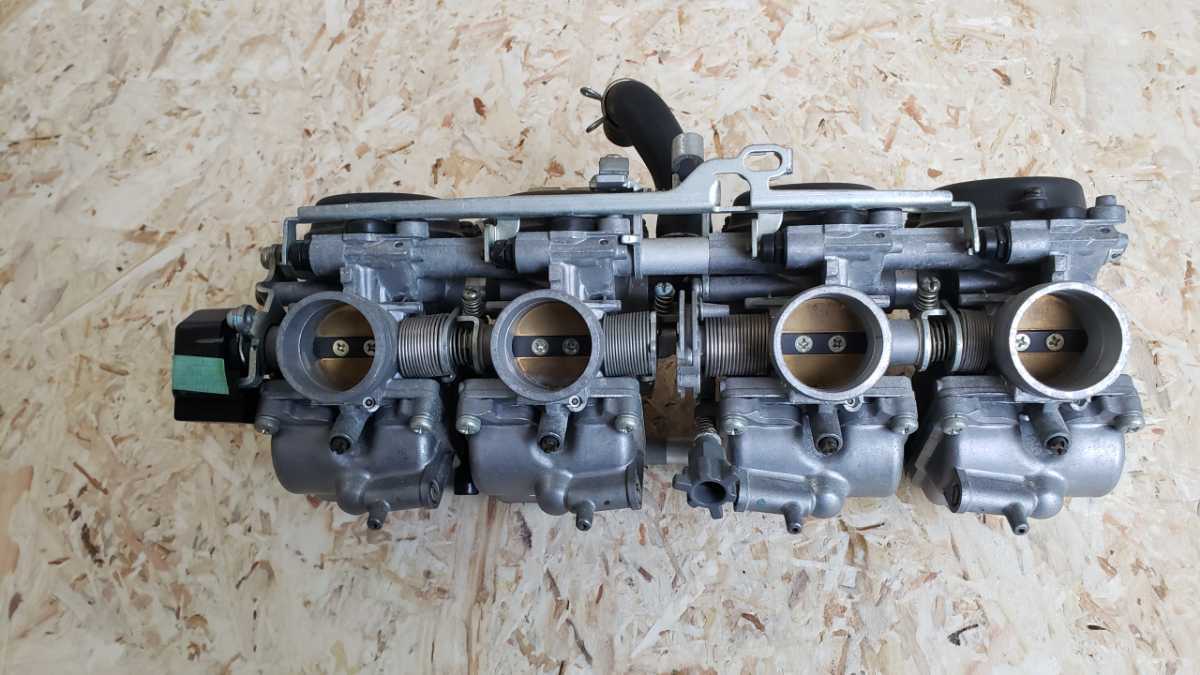 送料無料【CB400SF NC31 versionS 中古純正キャブレター】低走行外し 