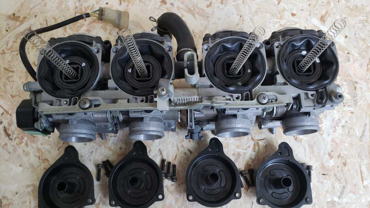 送料無料【CB400SF NC31 versionS 中古純正キャブレター】低走行外し 