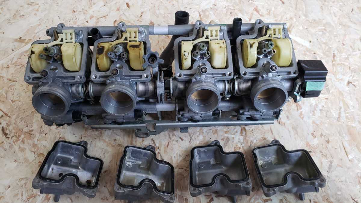 送料無料【CB400SF NC31 versionS 中古純正キャブレター】低走行外し 