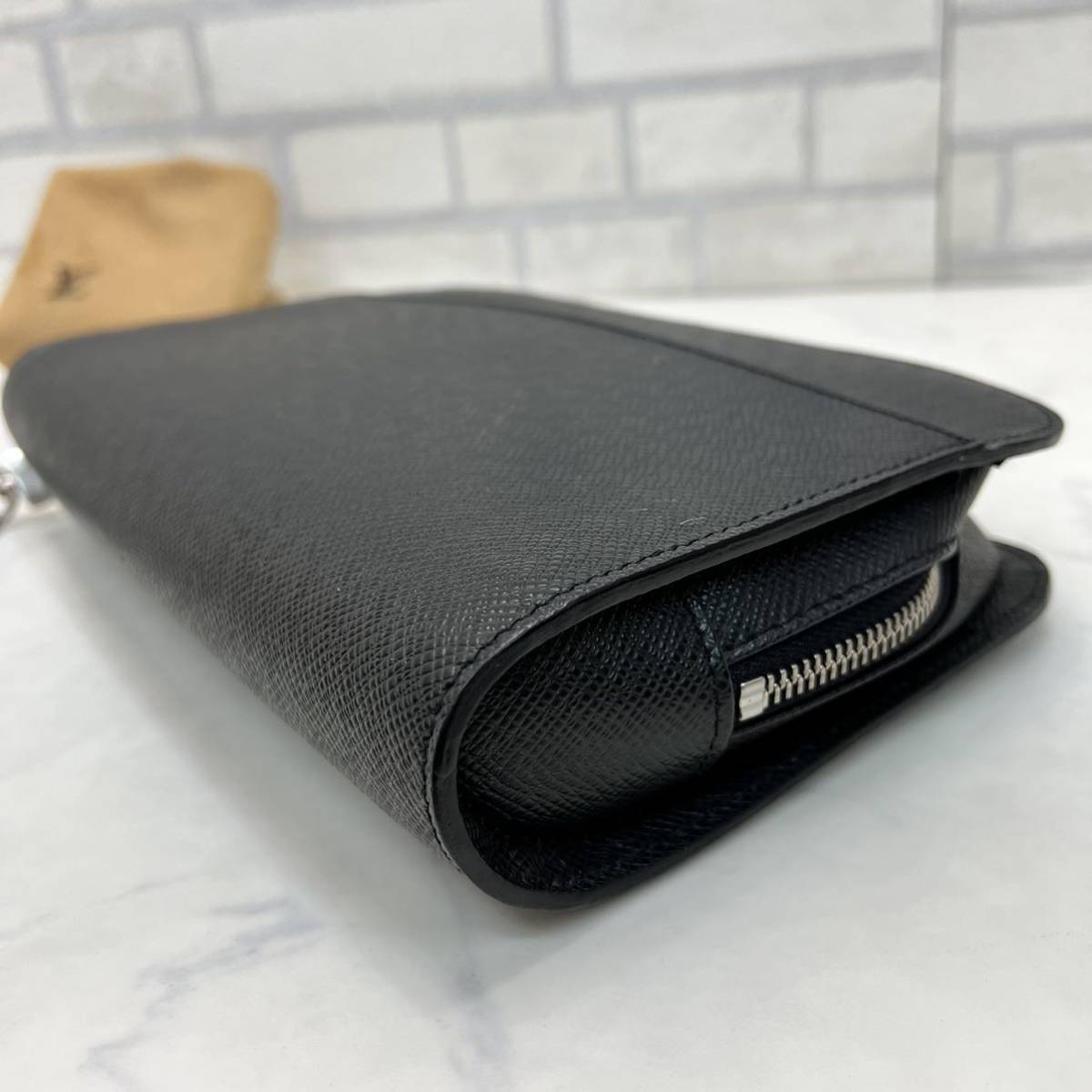 極美品 ルイヴィトン LOUIS VUITTON タイガ バイカル セカンドバッグ 