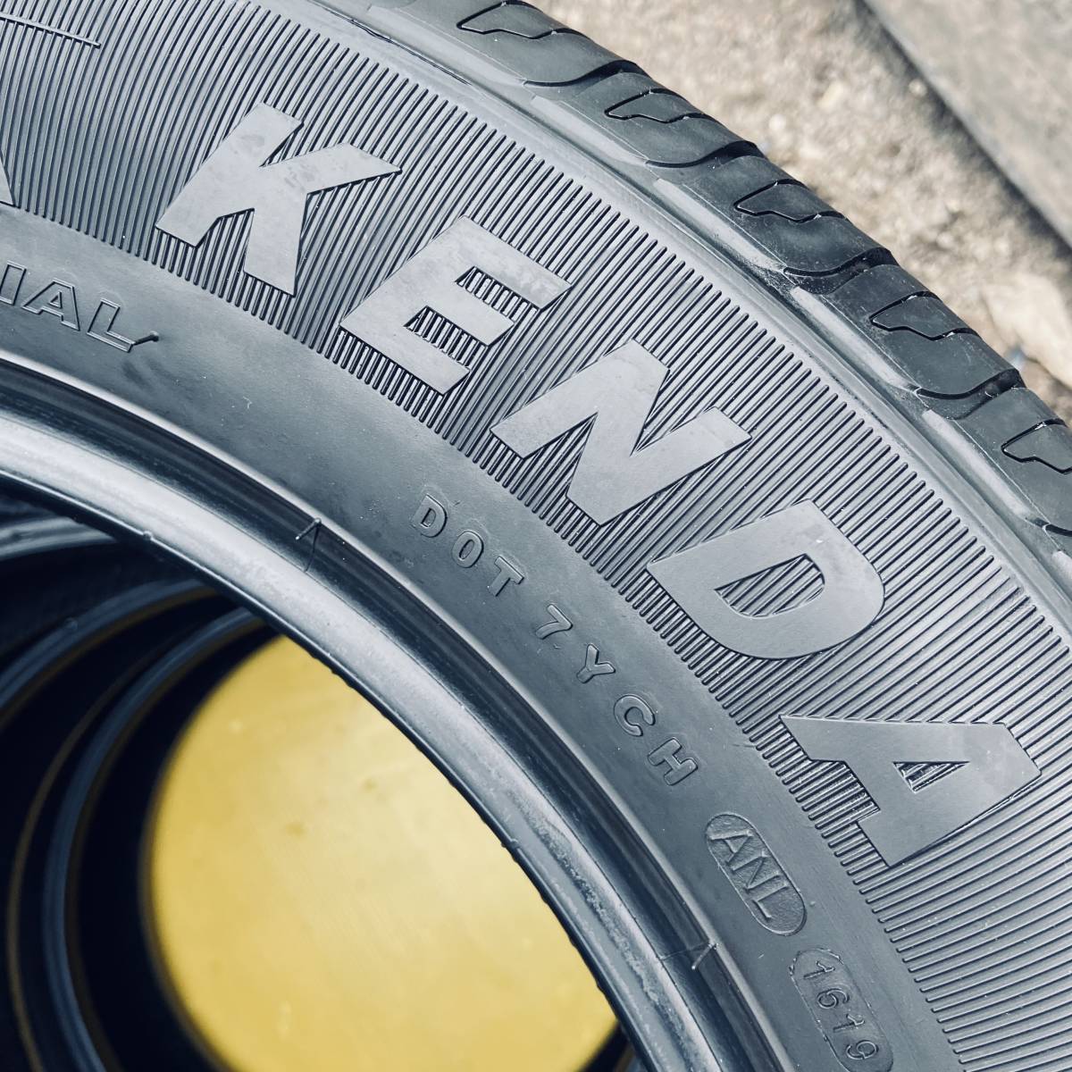 No.466 215/60R17 96H KENDA 2019年製　4本セット 96H Search results 4本 A.11 KR201