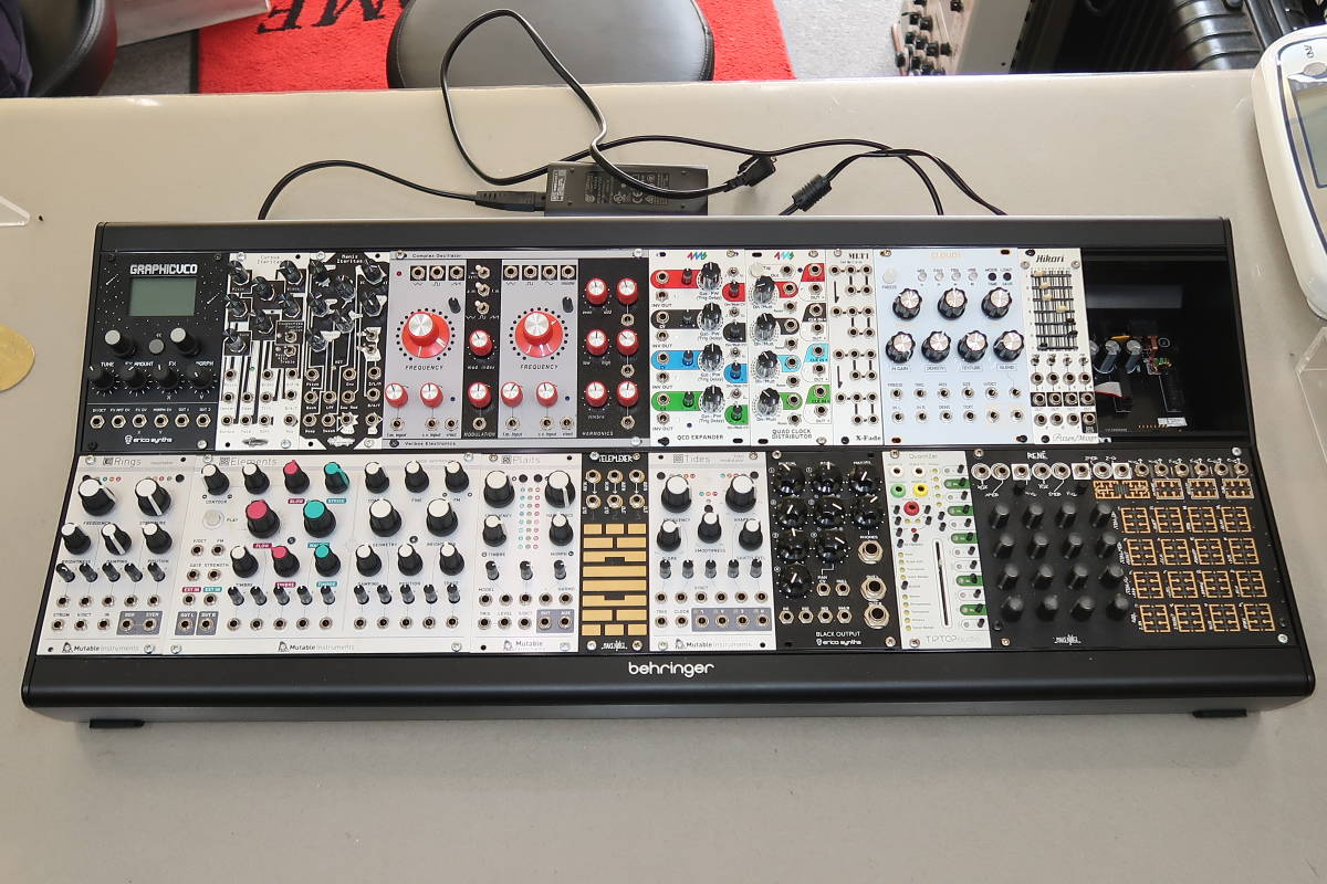 □□1円～behringer モジュラー ユーロラック シンセサイザー