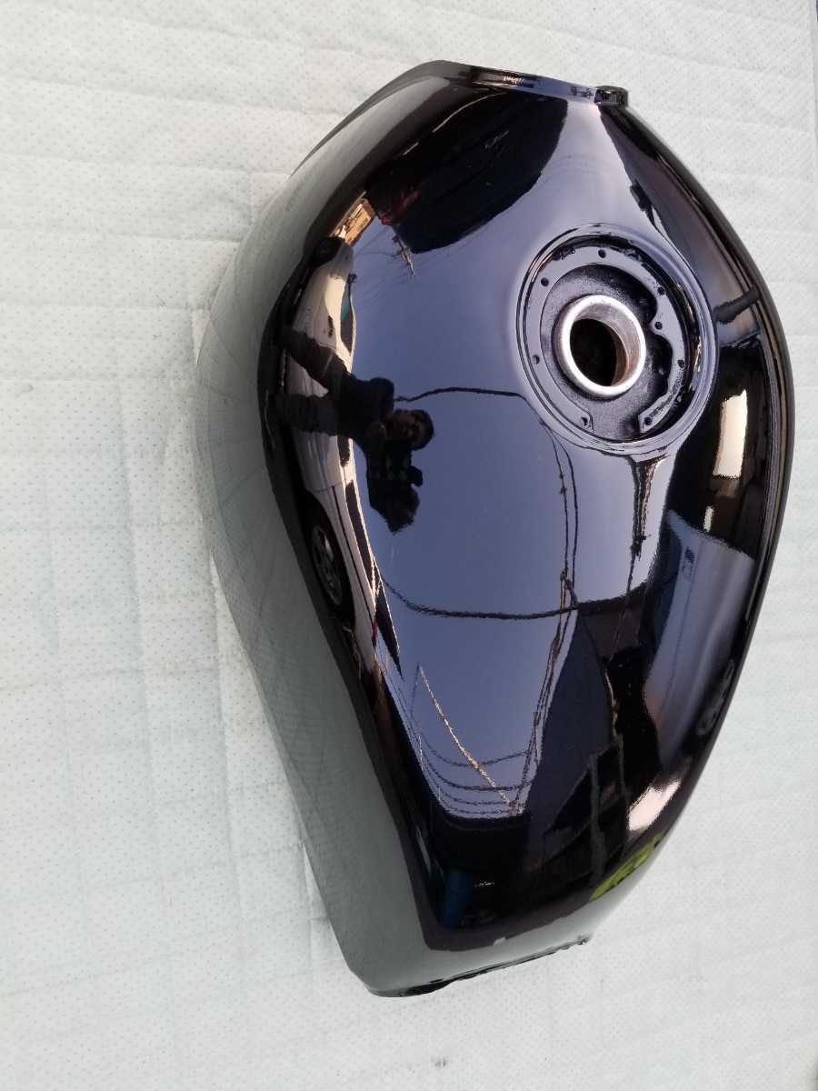 Kawasaki カワサキ ゼファー750 純正タンク ゼファー750 純正 タンク