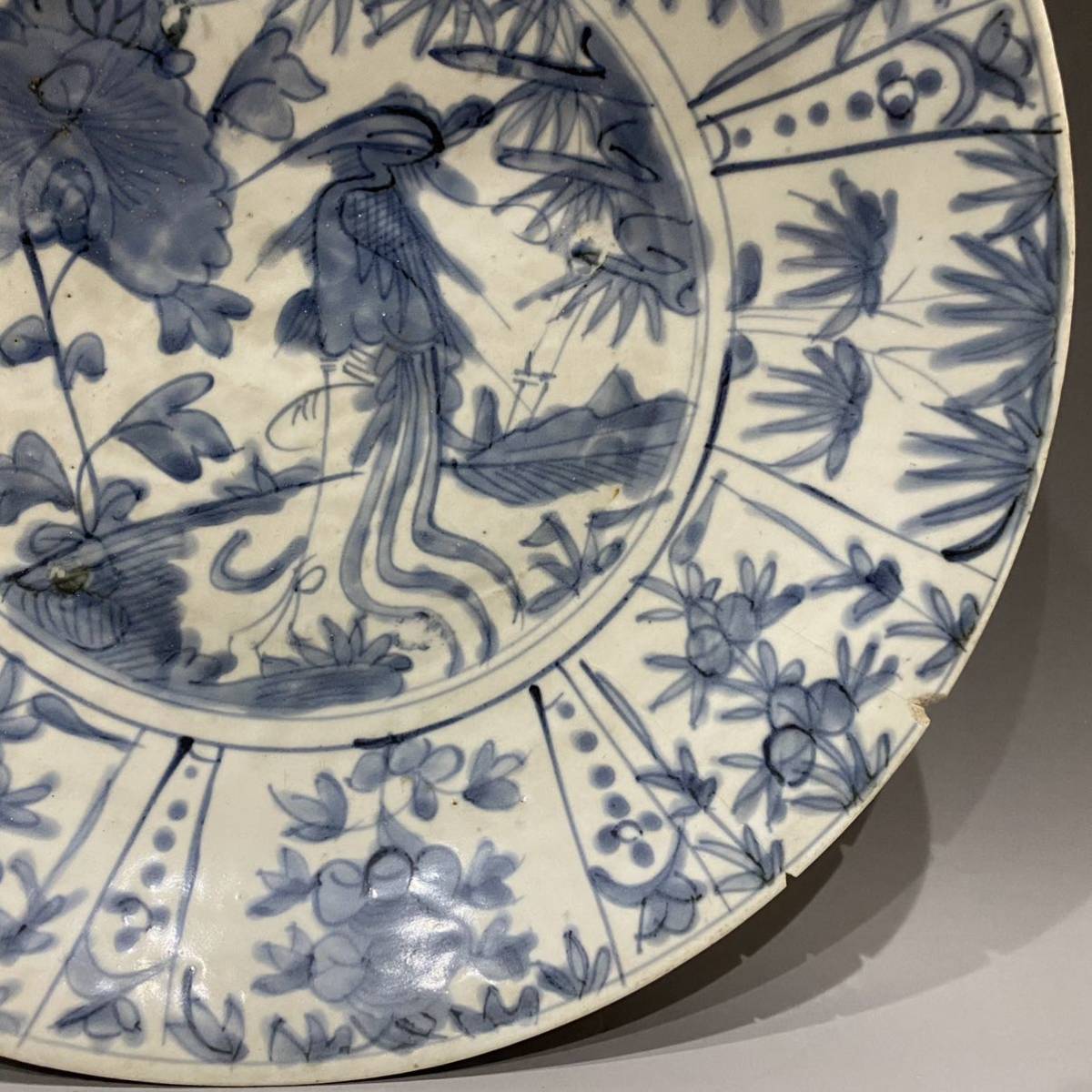 明末期　呉洲青花花鳥図大飾盤 中国美術 明代 呉洲青花花鳥紋盤 ＊明時代末期 呉洲赤絵皿＊明晩期伝世品 中国古美術