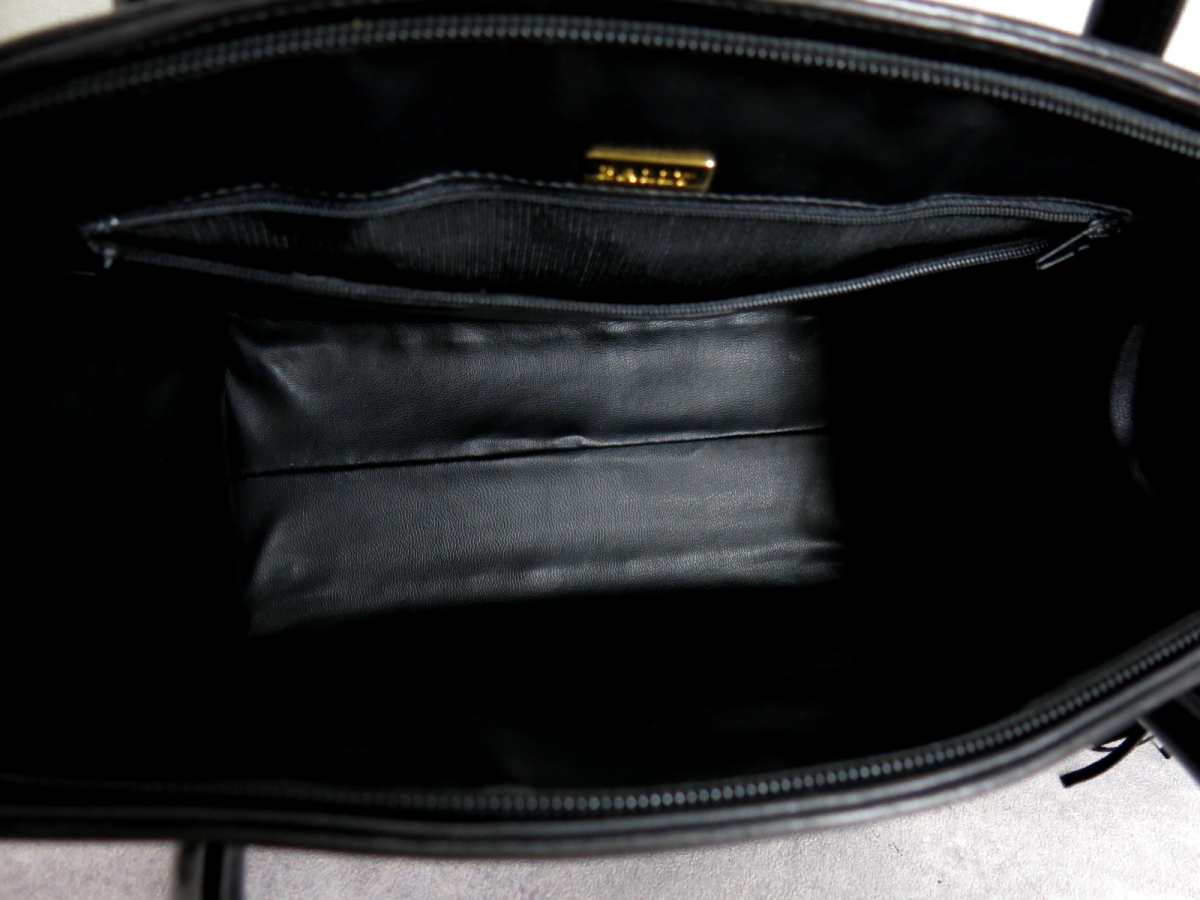 ●超美品●BALLY バリー●キルティング ラム レザー 本革●トート バッグ●タッセル●茶●ゴールド金具●肩掛け●ヴィンテージ●Js26221 レザー ラム ○超美品○BALLY トート バリー●Bロゴ●キルティング トップハンドル