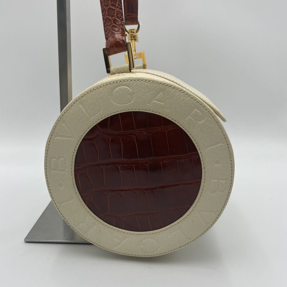 1円《幻の一品》定価13万 ブルガリ BVLGARI ビーゼロワン ハンドバッグ 