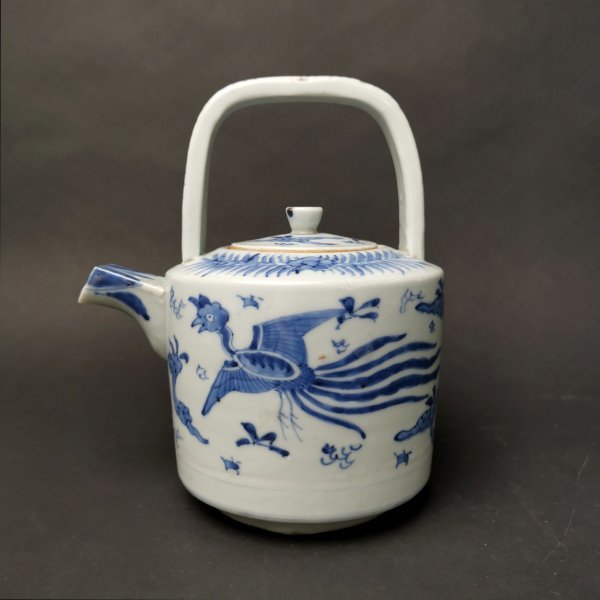 豊富な，高品質 蔵出し 鳳凰図 花草文 染付 水注 古い 急須 宝瓶 泡瓶 唐物 中国 古玩 美術 骨董 煎茶 道具 茶道具 古美術 時代物 アンティーク(染付)｜売買されたオークション情報、yahooの商品情報をアーカ 伊万里、有田