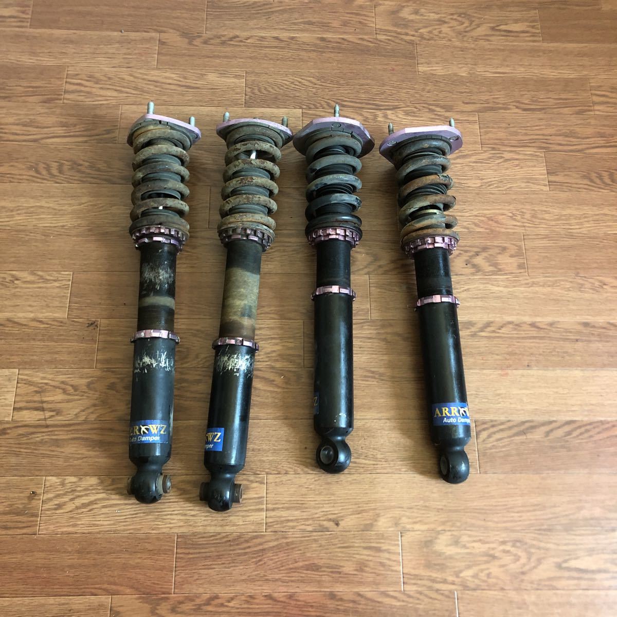 1円〜17クラウン用アローズ製全長式車高調 倉庫整理の為出品なので  