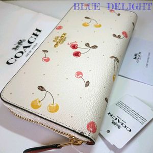 売れ筋がひ Coach チェリー さくらんぼ アコーディオン ラウンドジップウォレット シグネチャー コーチxパックマン限定コラボ 長財布 F その他財布 Reachahand Org