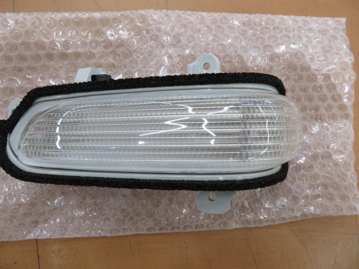 トヨタ /ダイハツ 純正 ハイマウント ストップランプ TOYOTA STANLEY