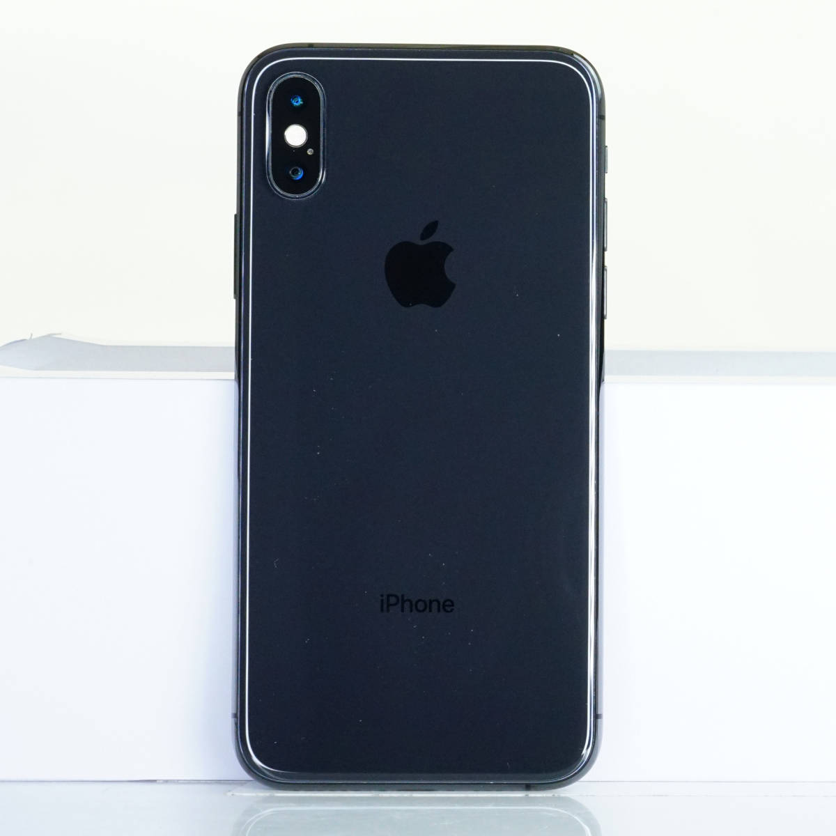 iPhone Xs 256GB SIMフリ―スペースグレイ 中古本体 訳あり品 MTE02J/A 白