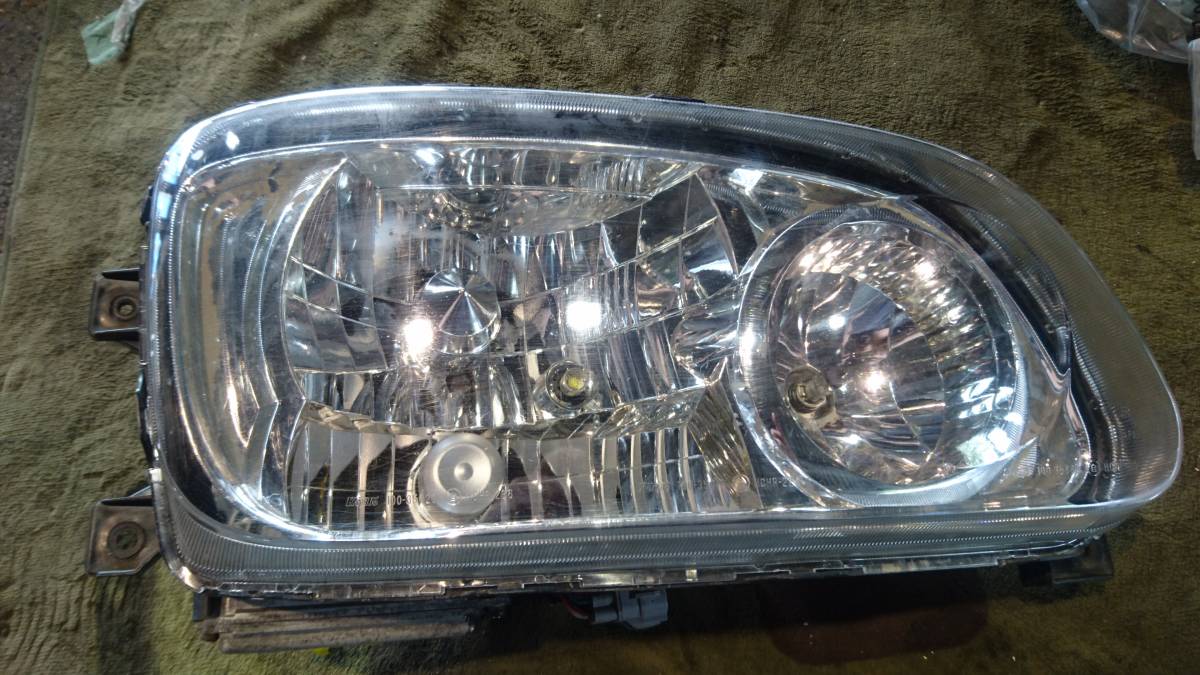 日野 レンジャー HID ヘッドライト 右側 運転席側 R4-5-7(ヘッド 