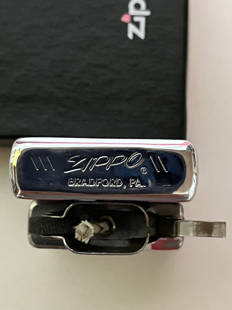 ZIPPO/ ジッポー/ デカスラ ズームイン朝 オイルライター 美品 ZIPPO/ ジッポー/ デカスラ ズームイン朝 オイルライター 美品