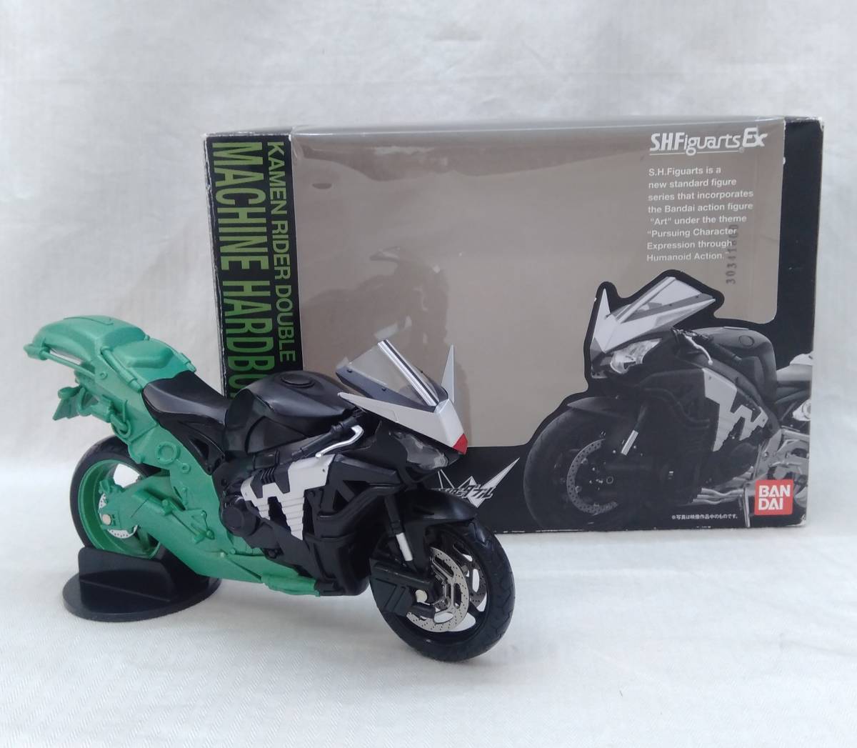 送料無料，人気 完品 バンダイ S.H.FiguartsaEx フィギュアーツ 仮面ライダーW マシン ハードボイルダー バイク 特撮(仮面ライダーW（ダブル）)｜売買されたオークション情報、yahooの商品情報をアーカイブ公開 - 仮面ライダーW（ダブル）