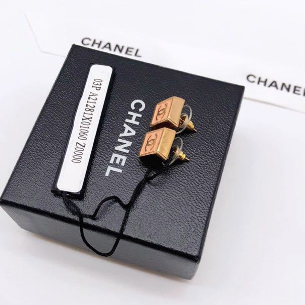 希少品◇1円～CHANEL シャネル 03P刻印 ココマーク チョコバー 