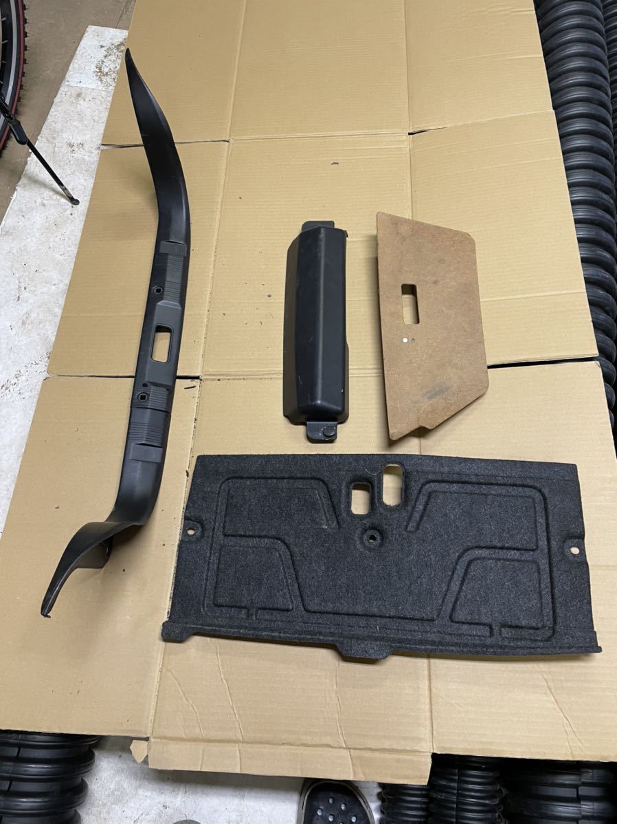 トランク ER34 スカイライン R34 内張 内張り HR34 純正 リア R34