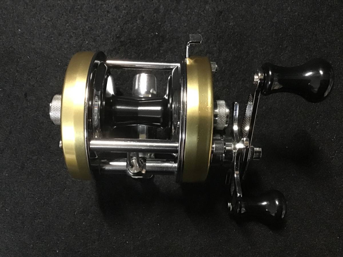 Abu Garcia Ambassadeur 5501CS ROCKET Avail カスタムパーツ付き アブ