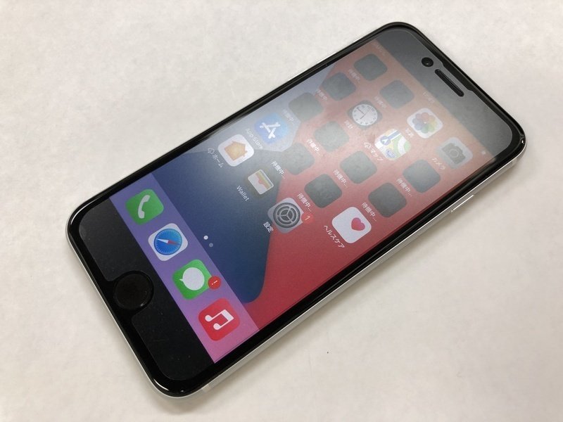 iPhoneSE2 第2世代本体 SIMフリー 64GB White SIMフリー ホワイト