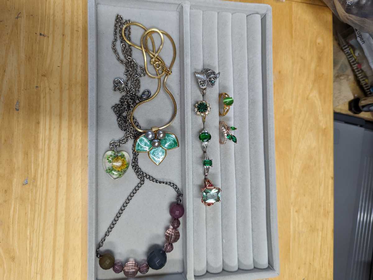 遺品整理 アクセサリー 生前整理 ヴィンテージ ジュエリーボックス 