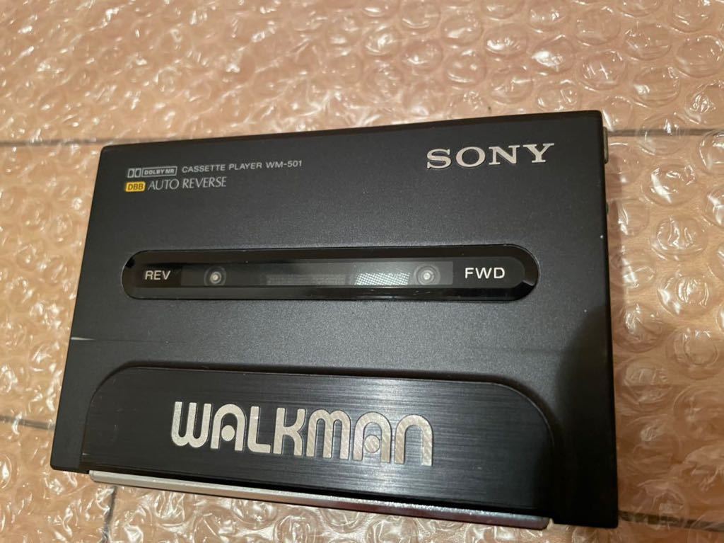 【得価，爆買い】 【ジャンク品】SONY WALKMAN WM-501 カセットプレーヤー 