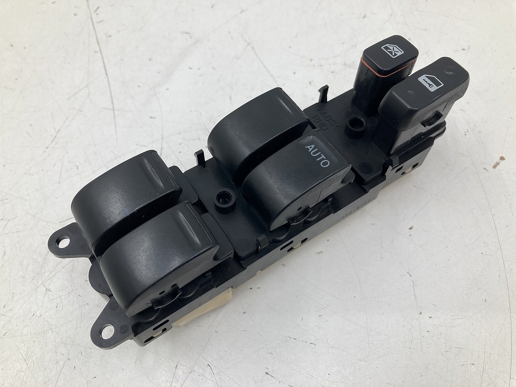 【超激得，100%新品】 割れ無 後期 GX105 チェイサー 純正 パワーウィンドウ スイッチ 運転席側 GX100 100系 YE1023(トヨタ用)｜売買されたオークション情報、yahooの商品情報をアーカイブ公開 - オークファン トヨタ用