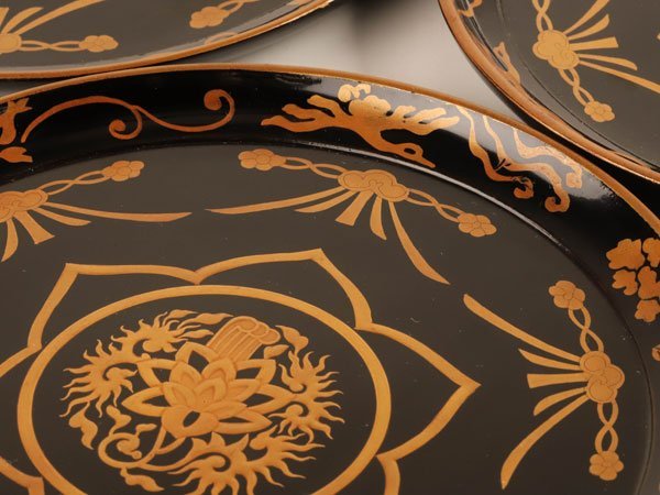 流】木製漆器 黒塗蒔絵木皿 十客 TE219 - 天然木製漆塗 蒔絵 「伝」
