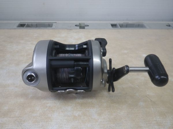 むb028□ 送料無料 ダイワ タナコン GS-60 電動リール 釣り 釣り具