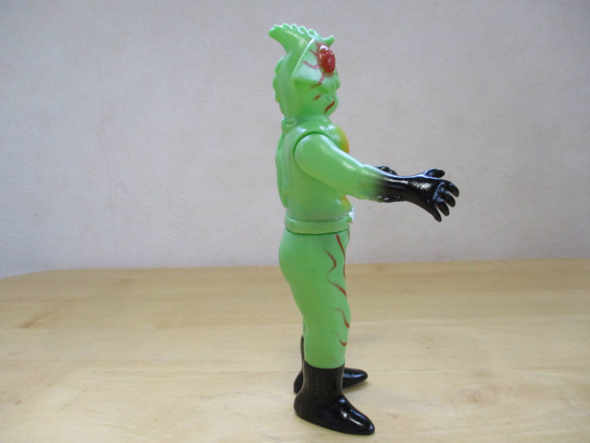 希少☆当時物 パチ 仮面ライダー アマゾン ライダー ソフビ 人形 昭和