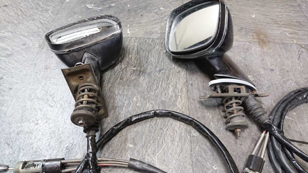 ２３０セドリックミラー