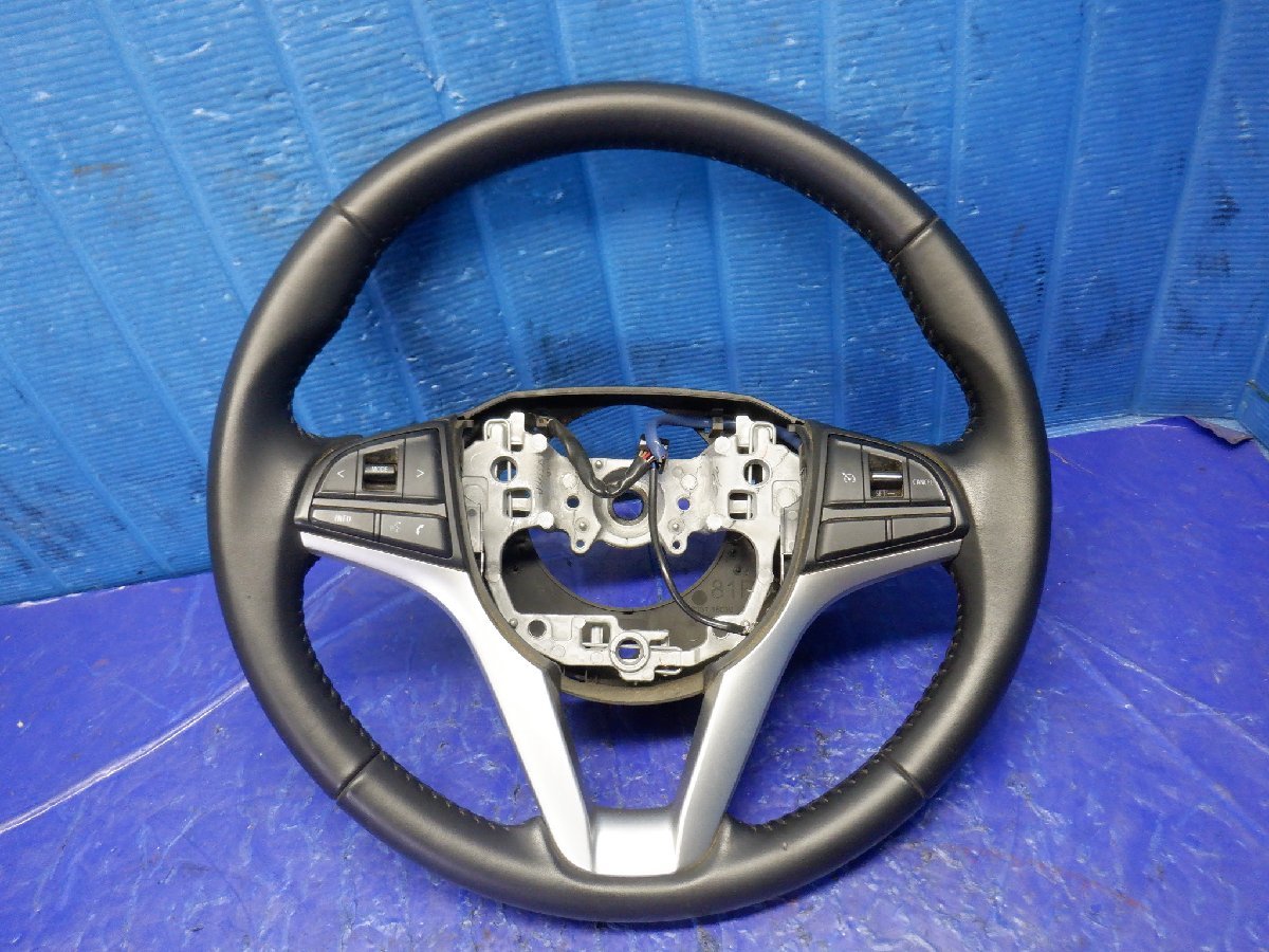 ソリオ MA36S レザーステアリング スイッチ付き イグニス デリカなど 22051708