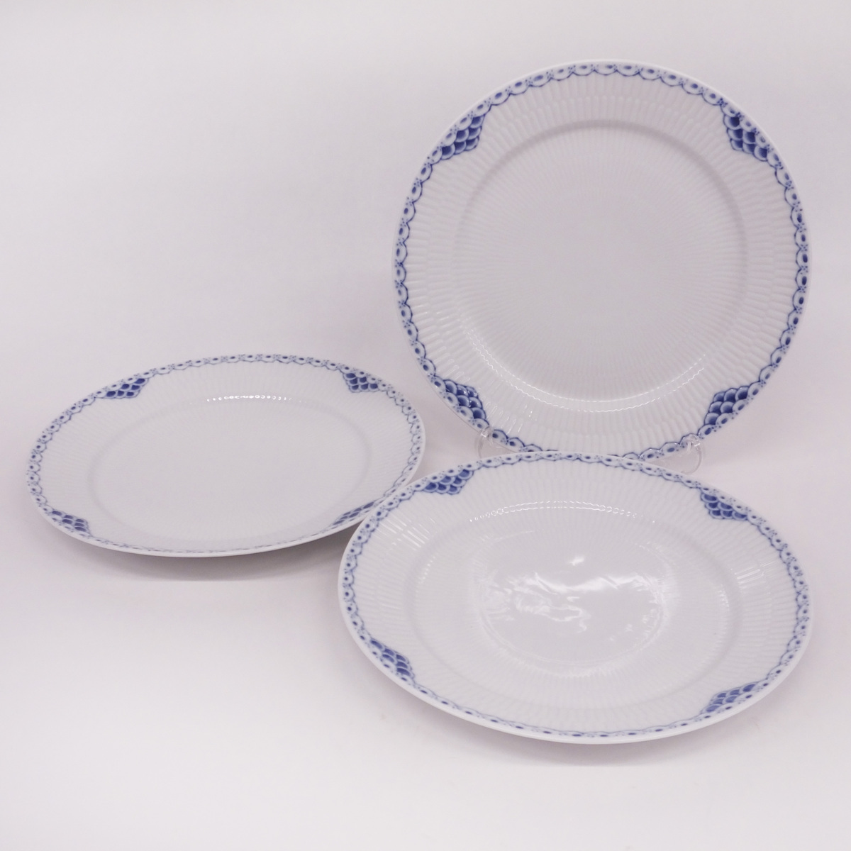 1円～◆おたからや◆xm425　ロイヤルコペンハーゲン　プリンセス　プレート27cm　3枚セット_1