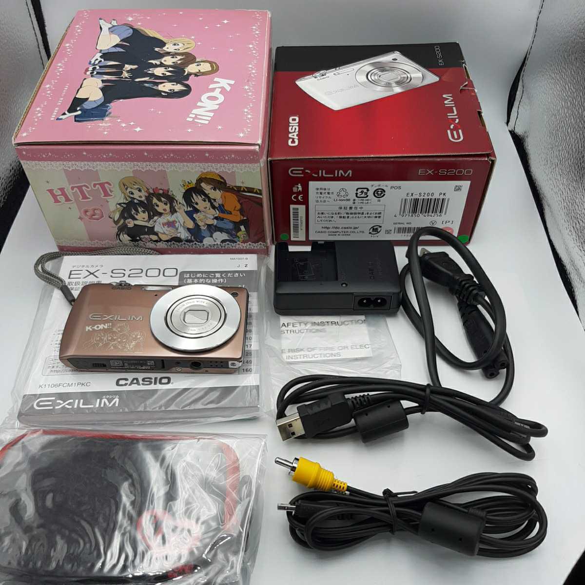 EXILIM CASIO ピンク Photo 本体 ・けいおん CASIOカシオ　EXILIM　EX-S200-PKピンク　けいおん×EXILIMコラボ　TBS限定品