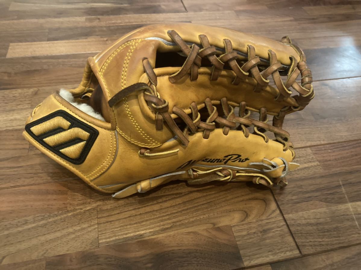 Mizuno ミズノ グローブ ミズノプロ 軟式 外野手用 右投げ 旧ロゴ M 