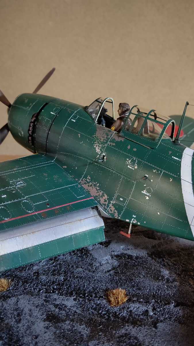 1/32ハセガワ局地戦闘機「紫電改」完成品、台付き 紫電改 局