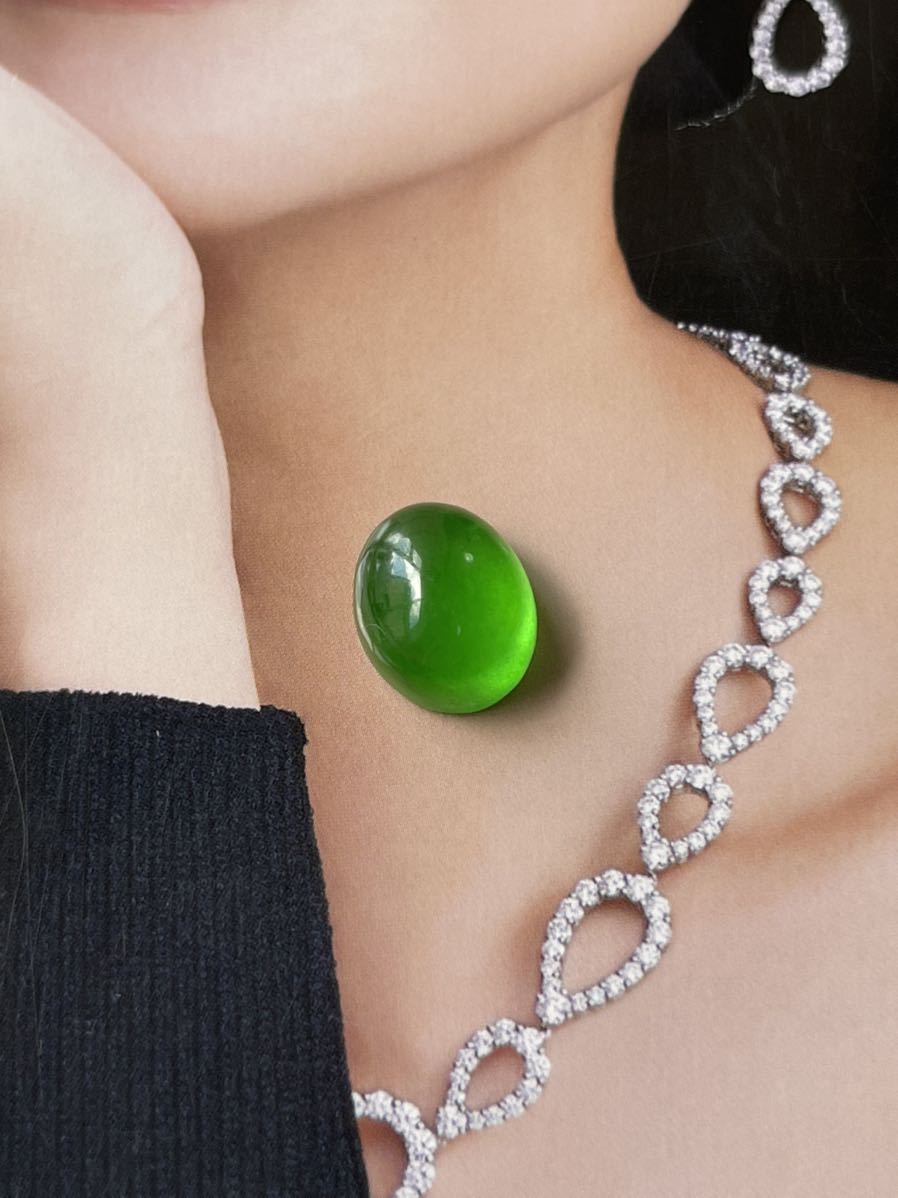 海麗　天然翡翠裸石 アイスジェイダイト カボションルース　高級jewelryジュエリーオーダーメイド用 綺麗な緑色 重さ7.5ct MIRE2002
