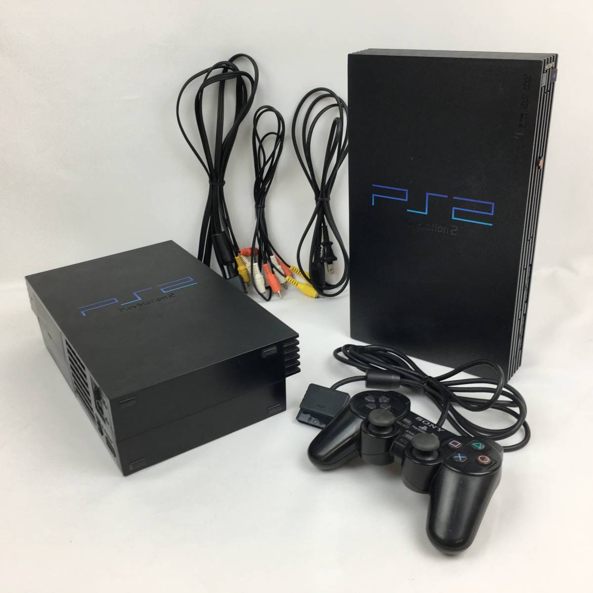 PS2 本体 2台 ジャンク （ホワイト PlayStation 4 本体 コントローラー 