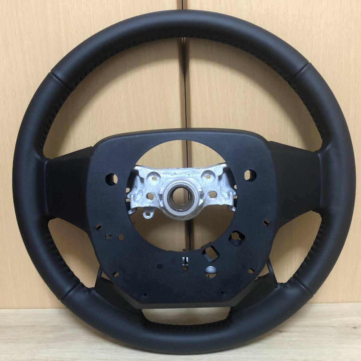 新車外し ヴェルファイア 30系 アルファード ステアリング ハンドル 即決！ 150プラド 210クラウン 新車外し 純正 トヨタ トヨタ純正ステアリング☆アルファード・ヴェルファイア☆３０系 ☆トヨタ 30ヴェルファイア