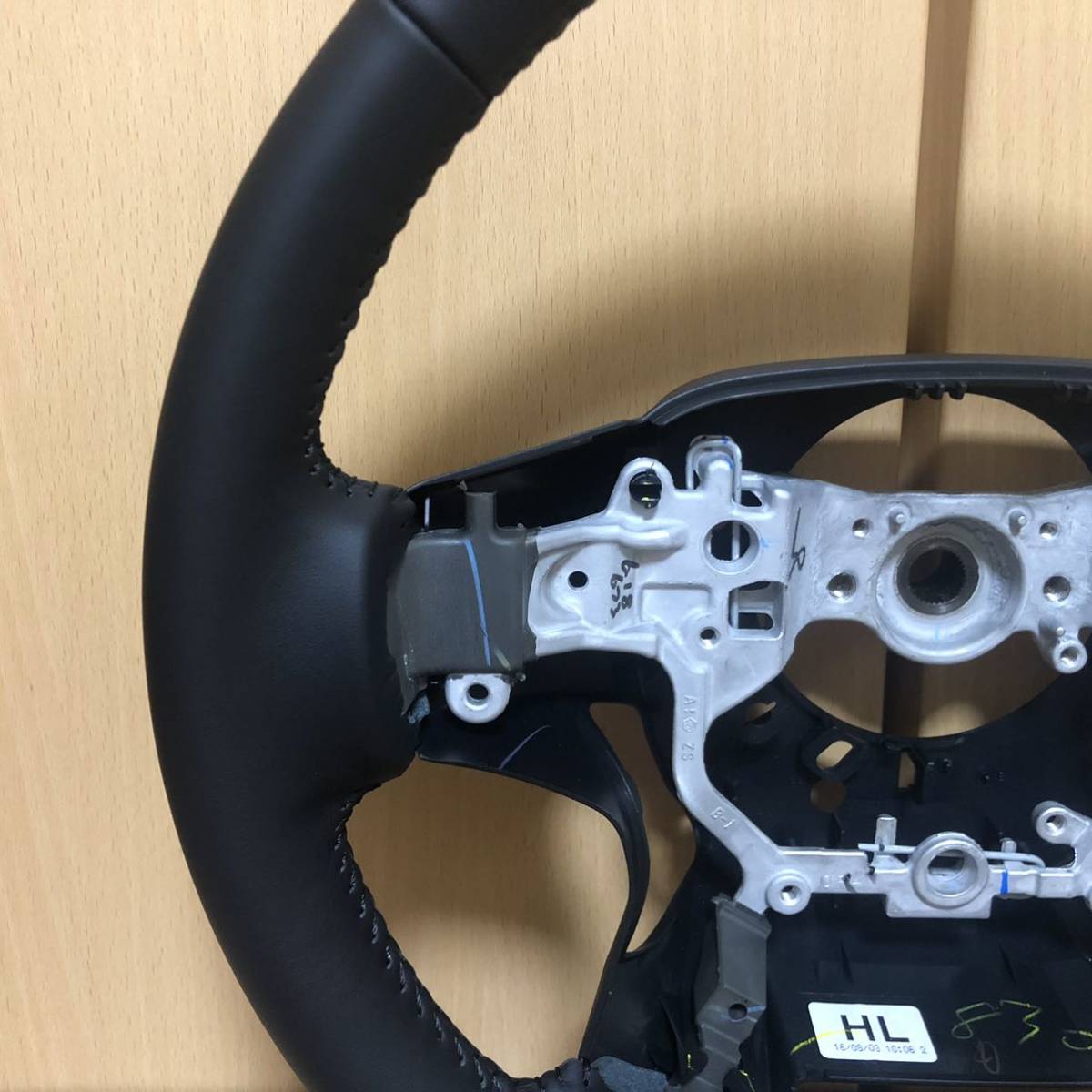 新車外し ヴェルファイア 30系 アルファード ステアリング ハンドル 即決！ 150プラド 210クラウン 新車外し 純正 トヨタ トヨタ純正ステアリング☆アルファード・ヴェルファイア☆３０系 ☆トヨタ 30ヴェルファイア